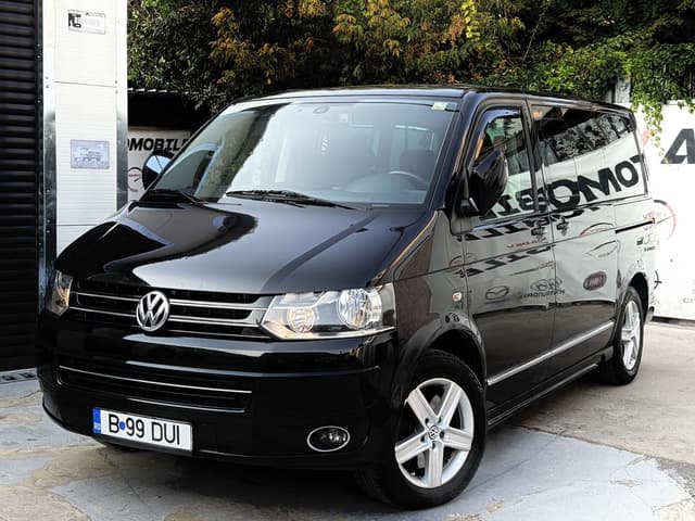 VW Multivan Highline 2.0 BiTDI (180 CP) DSG – 2011, Uși Electrice, Webasto, 7 Locuri, Confort Maxim