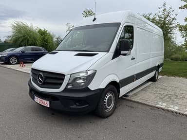 Mercedes-Benz – An 2018 – 2.2 l / 136 CP – 315.000 km – Euro 6