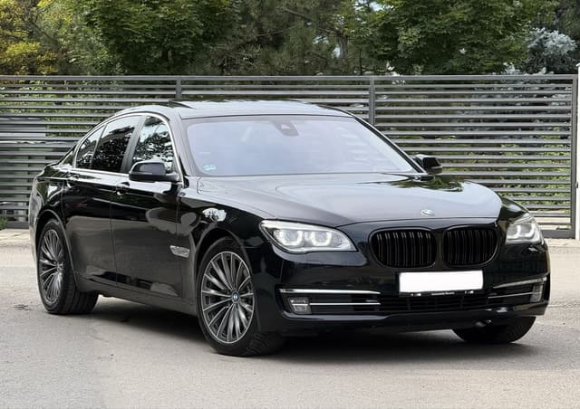 BMW 730d xDrive Luxury Edition — 2014, trapă, ventilație, HUD