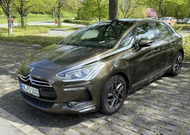 Citroën DS5 2.0 BlueHDi 180 CP Automată | Xenon | Istoric service complet + Distribuție schimbată | TÜV 07/2027 | 8 roți