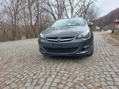 Opel Astra J Sport Tourer 2016 | 1.6 Benzină | 111.000 km