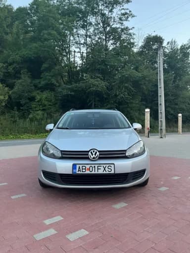 Volkswagen Golf VI 1.6 TDI 2010 | Euro 5 | Dublu Climatronic | Navigație Touchscreen | Preț Negociabil
