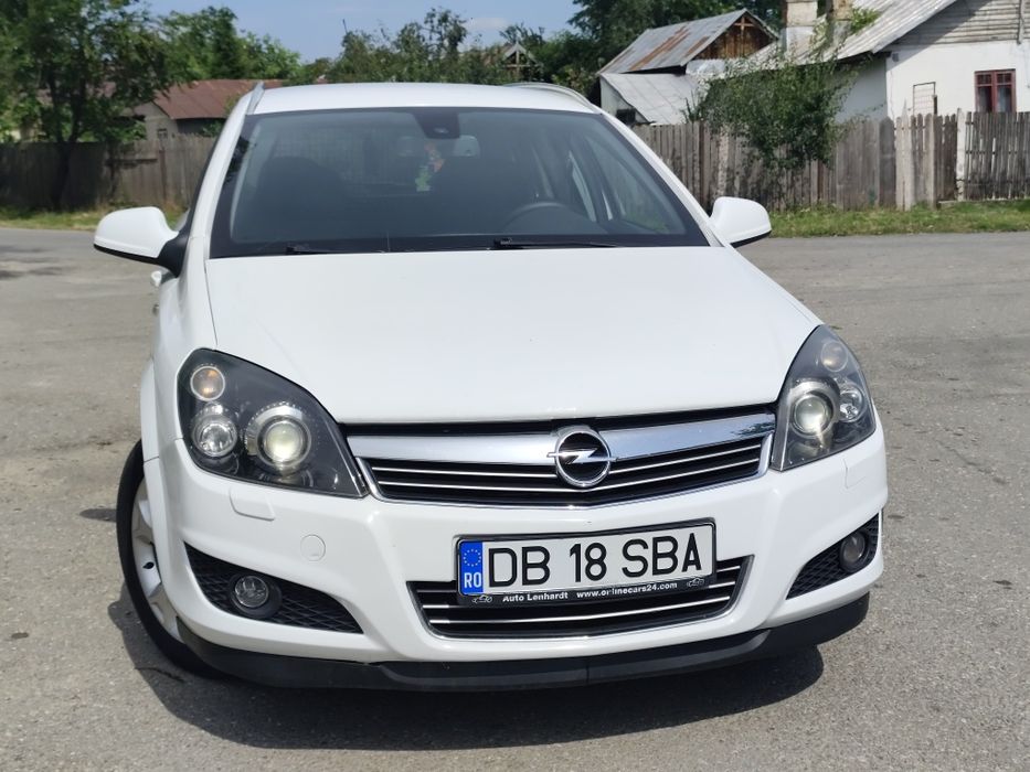 Opel Astra 2011 Diesel 1.7L Manuală