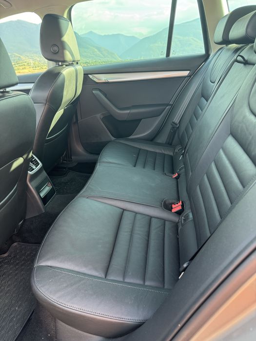 Skoda Octavia 3 4x4 DSG - Imagine 7