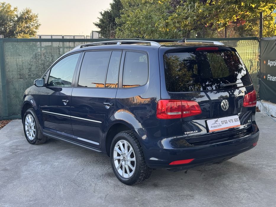 Volkswagen Touran 1.4 TSI EcoFuel Style 150 CP, An 2012, Cutie Automată, 197.600 km, Webasto, Trapă Panoramică - Imagine 4