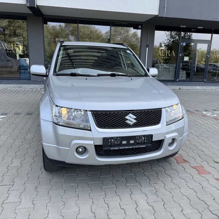 Suzuki Grand Vitara 1.9 DDiS 130 CP 4x4 – 2006-2011 Model, Climatronic, Scaune Încălzite - Imagine 2
