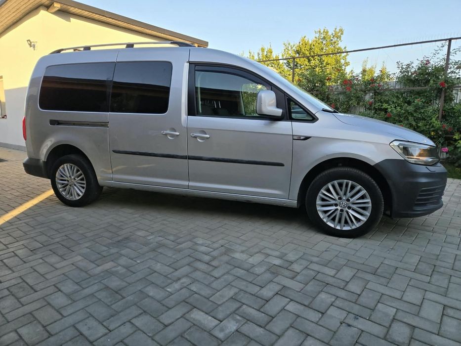 Volkswagen Caddy Maxi 2.0 TDI 2016 · 2 locuri