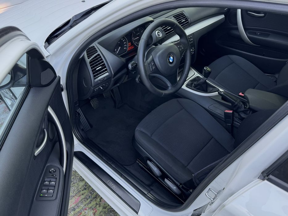 BMW SERIA 1 (E87 FACELIFT) | 2.0 DIESEL    AN 03.2009 | MANUALĂ 6+1 | ISTORIC RECENT - Imagine 6