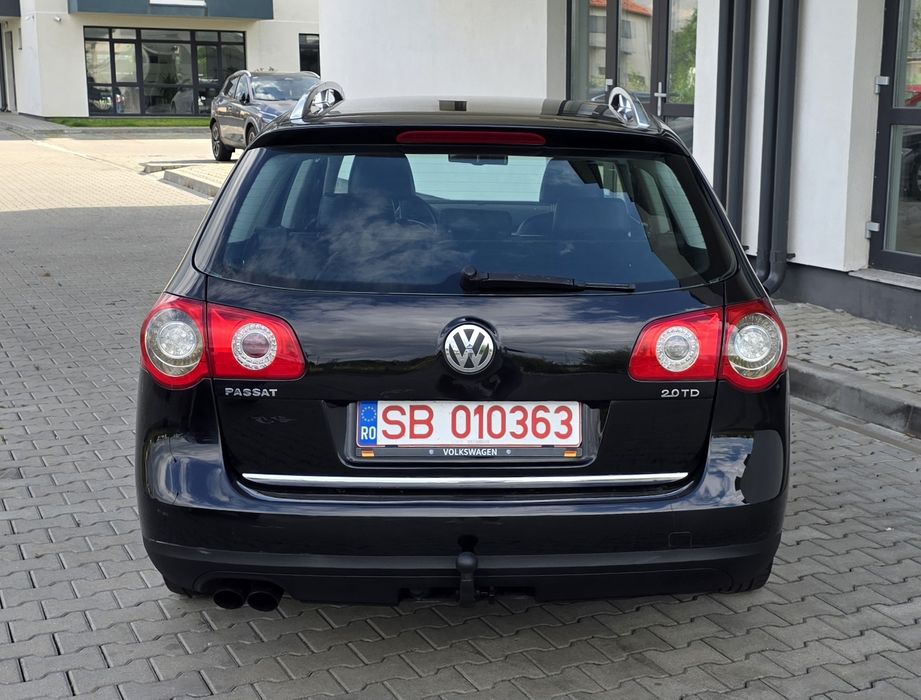 Volkswagen Passat 2007 – 2.0 TDI 170 CP, Cutie Manuală 6+1 Trepte, Interior Piele, Navigație Mare - Imagine 6