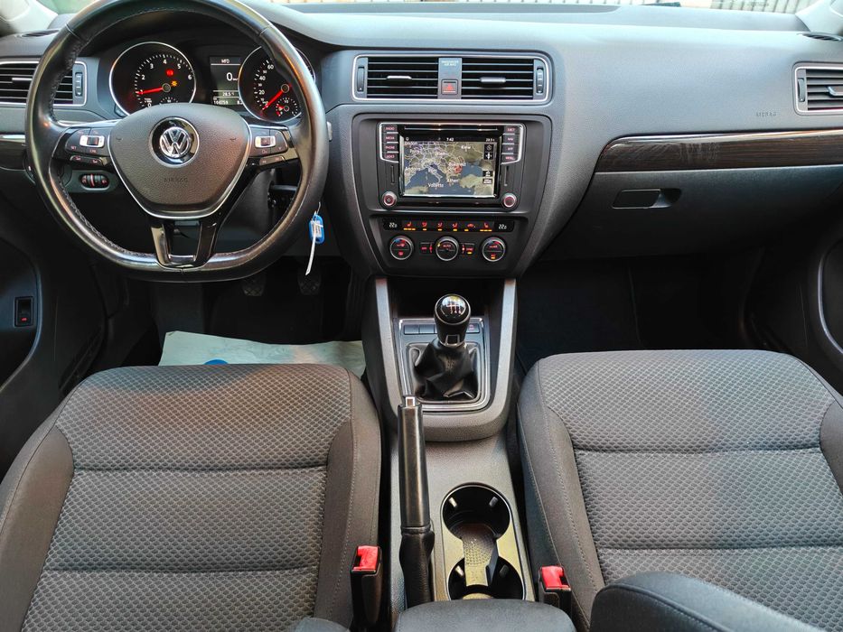 Autoturism în stare impecabilă, Import Germania – Dotări complete și asistență avansată la rulare - Imagine 6