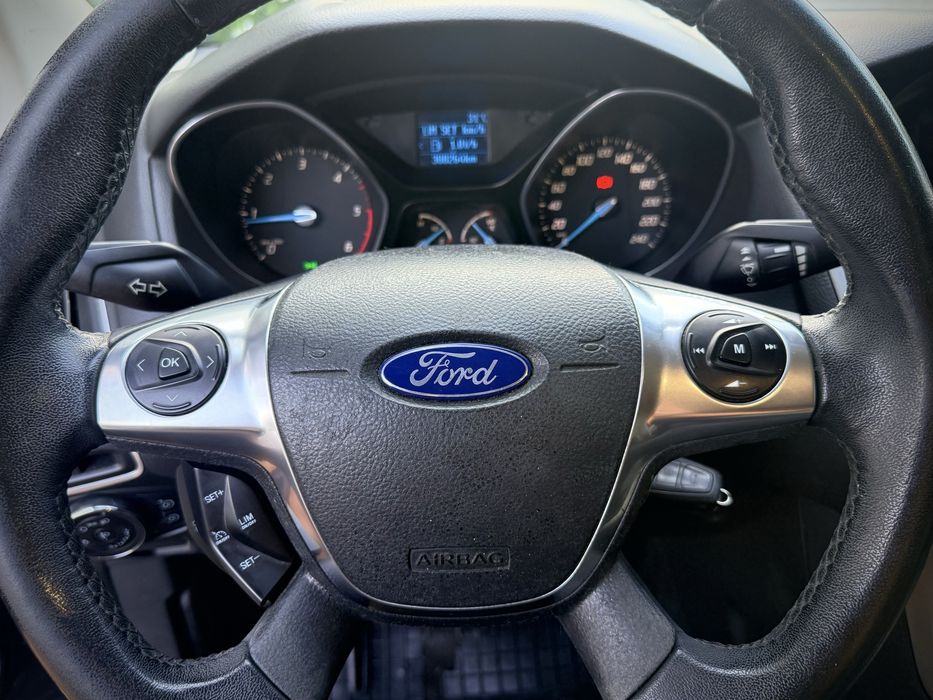 Ford Focus Kombi 1.6 TDCi 116 CP, An 2011, Euro 5, Proprietar România - Imagine 8