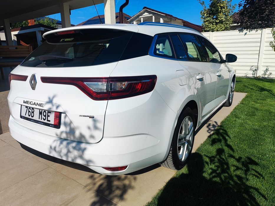 Renault Megane 1.6 Benzină 2017 Euro 6 – Stare Impecabilă, Climatronic, Pilot Automat, Pachet Crom - Imagine 4