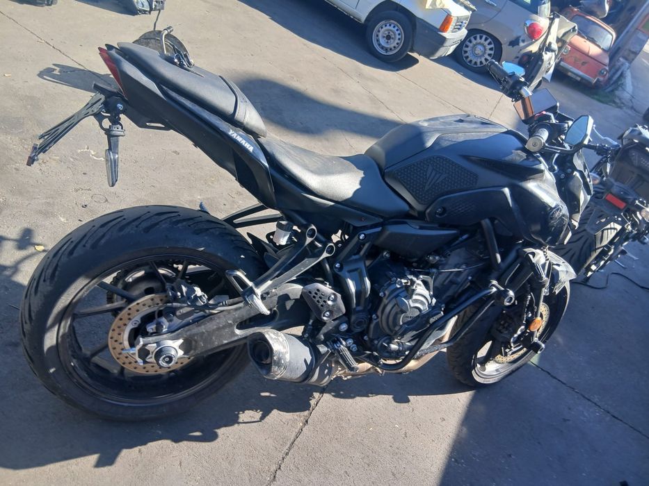 Yamaha MT-07 / MT – An 2021 – Pentru piese (avariată față) – 3.200 € - Imagine 5