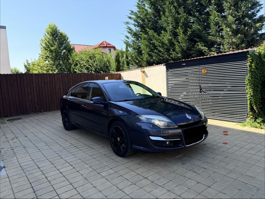 Renault Laguna 3 GT Line 4Control (2012) | 2.0 dCi 173 CP | Cutie automată | Piele/Alcantara & Scaune cu memorii