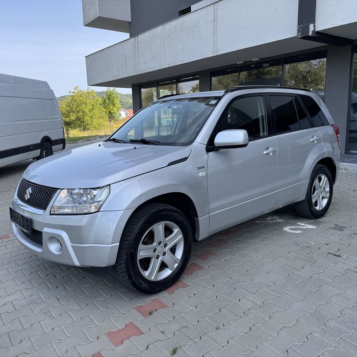 Suzuki Grand Vitara 1.9 DDiS 130 CP 4x4 – 2006-2011 Model, Climatronic, Scaune Încălzite