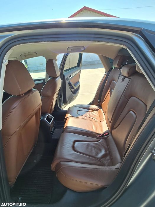 Audi A4 B8 2010, Unic Proprietar România din 2014, Interior Piele, Scaune S-Line, Încălzire în scaune - Imagine 4