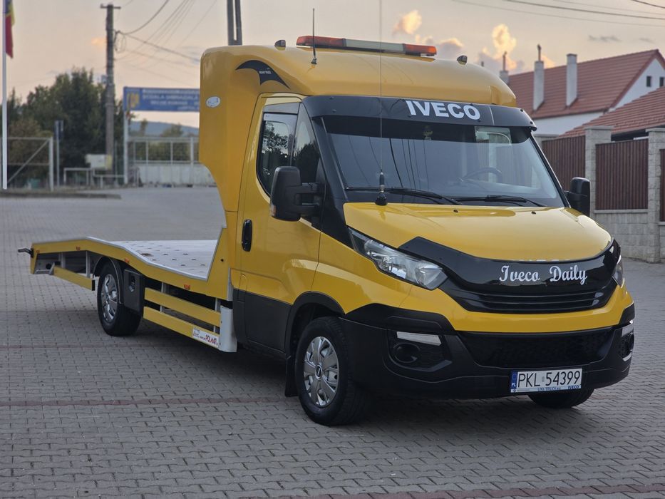 Iveco Daily Autoplatformă (An 2019) – Motor 3.0 180 CP, Euro 6 | 3.5 T (Cat. B) | Full Opțiuni (Dormitor, Webasto, Perne Aer) - Imagine 3