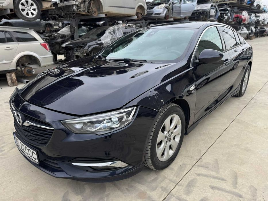 Opel Insignia B 2.0 CDTI OPC Line Automată 170 CP, An 2018, Euro 6, Avariat Ușor Dreapta Față