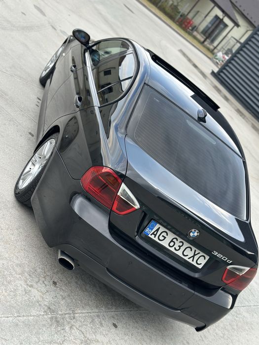BMW E90 320d M Pachet 2008 – 177 CP, Navigație Mare, Trapă, Scaune Alcantara, Două Seturi de Jante - Imagine 8