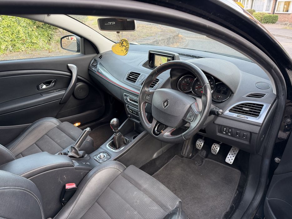 Renault Mégane GT 1.6 dCi - Imagine 5