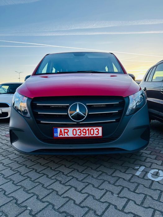Mercedes-Benz Vito Tourer 8 locuri 2016, Euro 6, istoric service