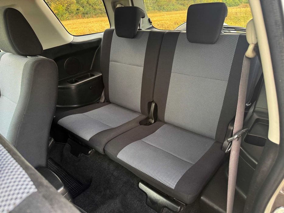 Suzuki Grand Vitara 1.9 DDiS 2008 – 4x4 cu Reductor și Diferențial Blocabil, Keyless Entry/Go - Imagine 7