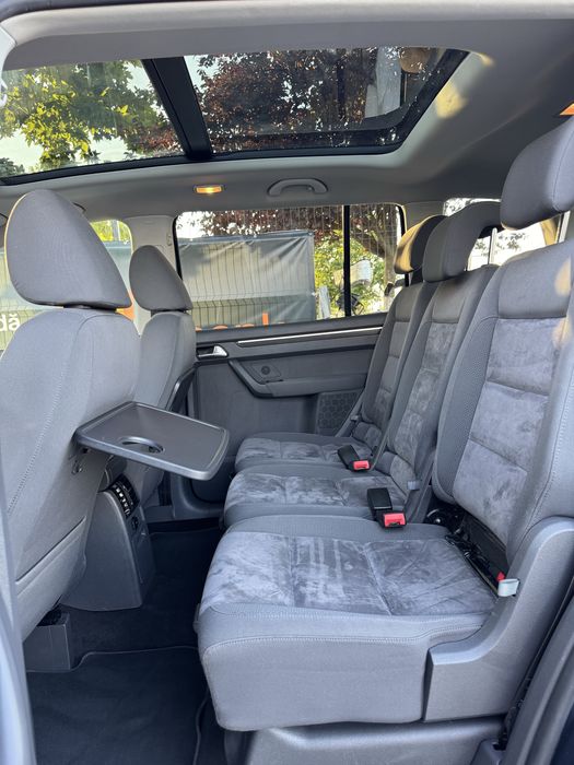 Volkswagen Touran 1.4 TSI EcoFuel Style 150 CP, An 2012, Cutie Automată, 197.600 km, Webasto, Trapă Panoramică - Imagine 7