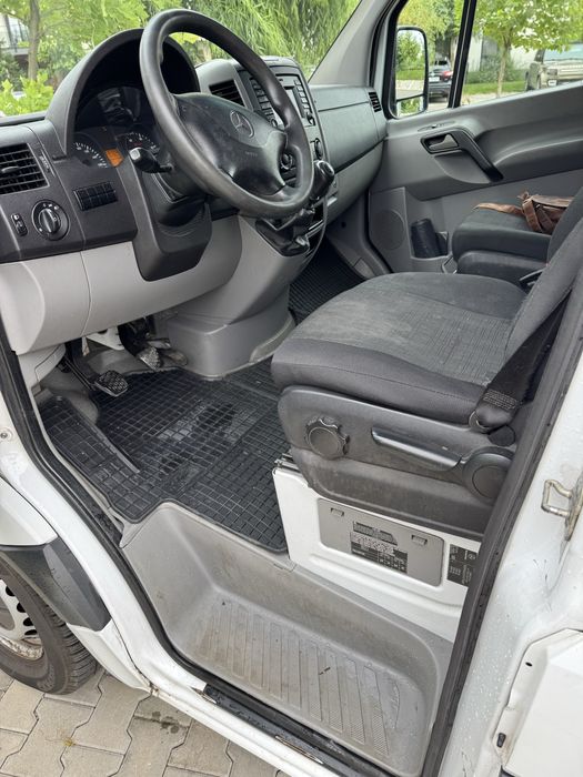 Mercedes-Benz – An 2018 – 2.2 l / 136 CP – 315.000 km – Euro 6 - Imagine 5