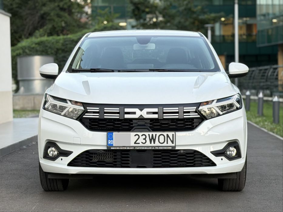 Dacia Logan 2023 1.0 TCE 90 CP doar cu 38.000 Km absolut reali Unic Propietar! - Imagine 2