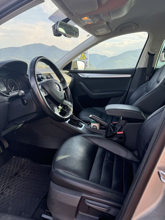 Skoda Octavia 3 4x4 DSG - Imagine 5