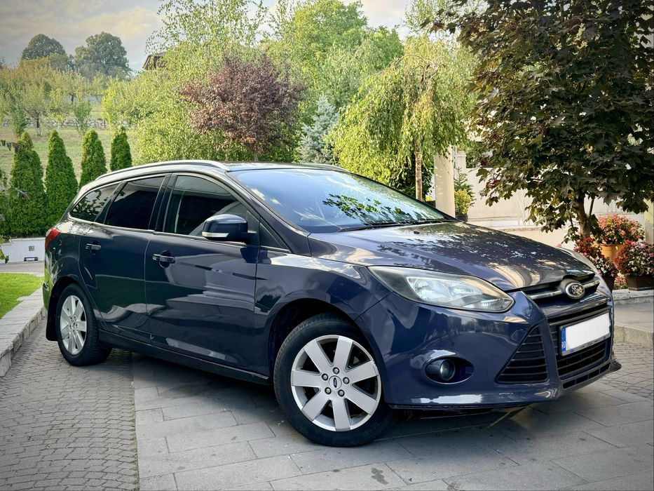Ford Focus Kombi 1.6 TDCi 116 CP, An 2011, Euro 5, Proprietar România - Imagine 2