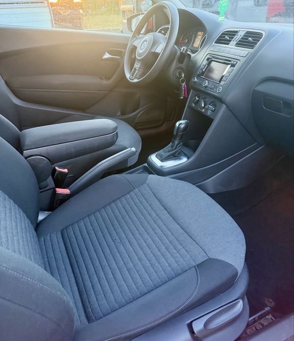 Volkswagen Polo – Cutie Automată DSG, Motor 4 Cilindri, 128.000 km, Import Germania - Imagine 5