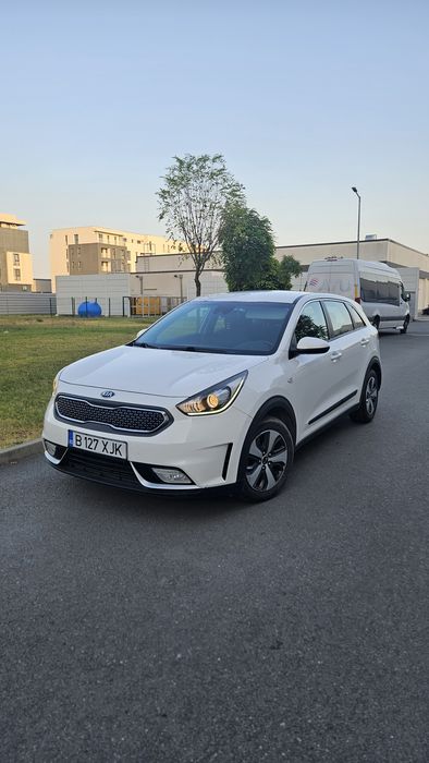 Kia Niro Hybrid 2017 / Prima înmatriculare 2018 – Cutie Automată, 1.6 Benzină, Carte Service, 2 Chei