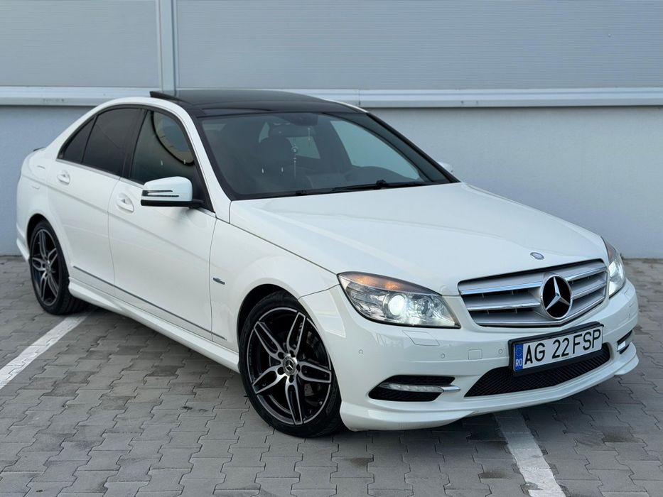 Mercedes-Benz C 220 Pachet AMG de fabrică 2011 Euro 5 – 170 CP, Cutie Automată 5G-Tronic, Panoramic, Jante R18