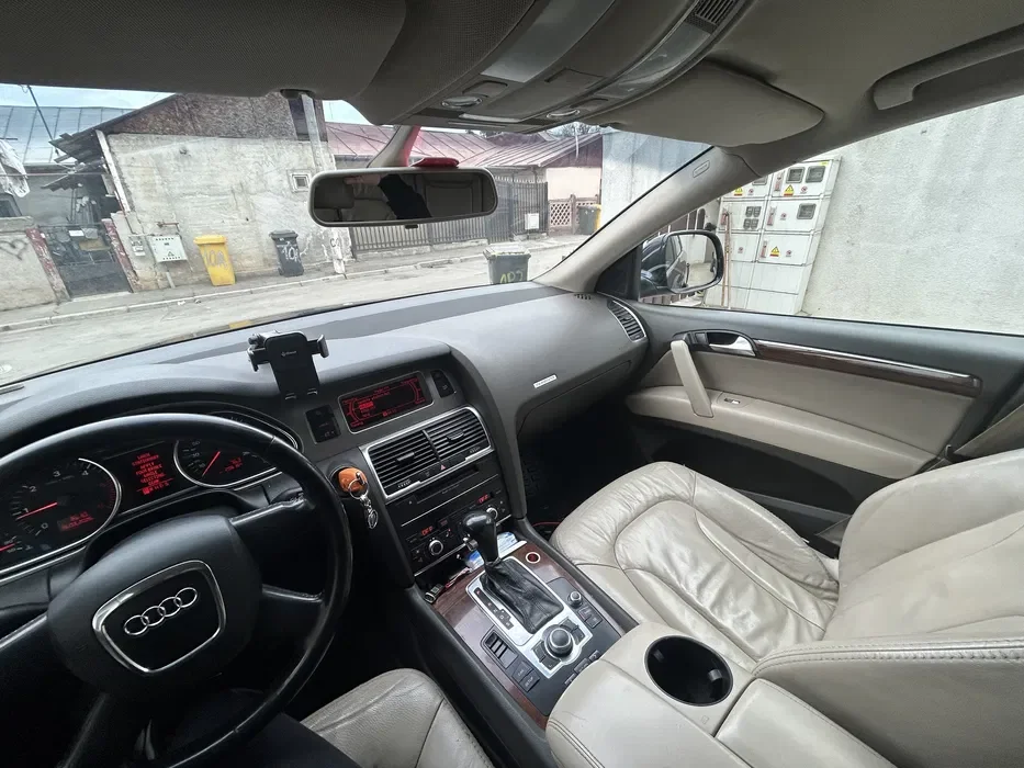 Audi Q7 SUV 7 Locuri | An 2006 | Baterie + Bujii Noi | Schimb de Ulei Recent | Accept Schimburi - Imagine 5