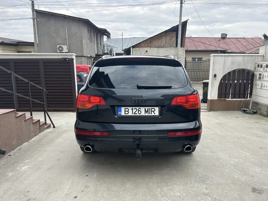 Audi Q7 SUV 7 Locuri | An 2006 | Baterie + Bujii Noi | Schimb de Ulei Recent | Accept Schimburi - Imagine 8