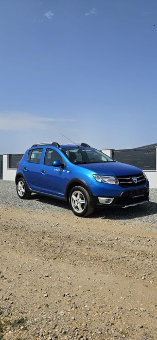 Dacia Sandero Stepway 1.5 dCi (90 CP) – Euro 5 (An 2014) | Navigație, Clima, Cârlig | Carte service la zi - Imagine 6