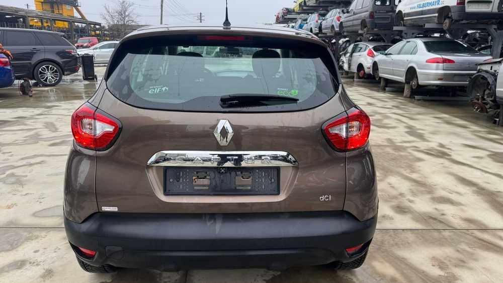 Renault Captur 1.5 dCi 90 CP - Imagine 5
