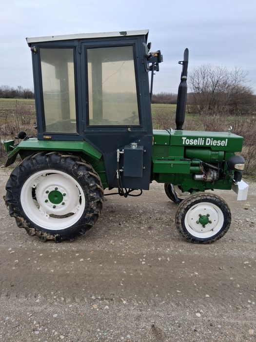 Tractor Toselli