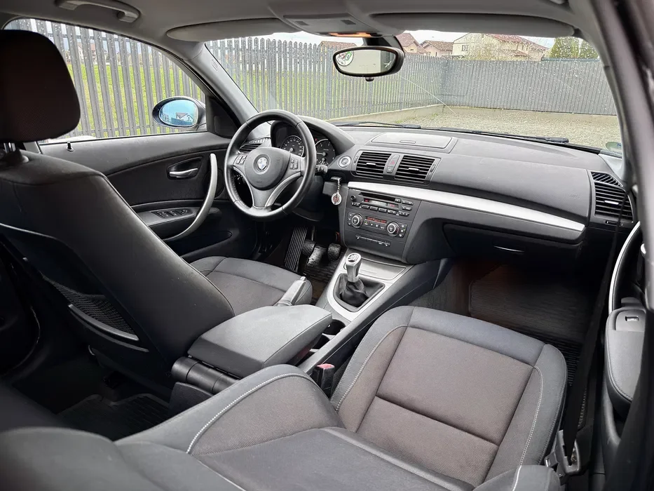 BMW Seria 1 • 118d Facelift 2010 • Euro 5 • 191.000 km Reali • Unic Prop • Revizie Acum 20km - Imagine 6