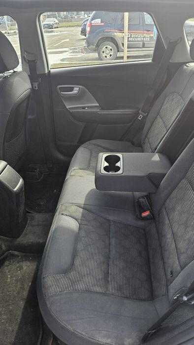 Kia Niro Hybrid 2017 / Prima înmatriculare 2018 – Cutie Automată, 1.6 Benzină, Carte Service, 2 Chei - Imagine 8
