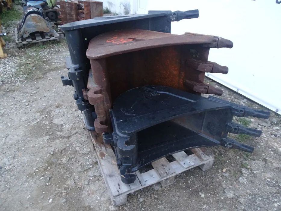Cupe miniexcavator model Klac