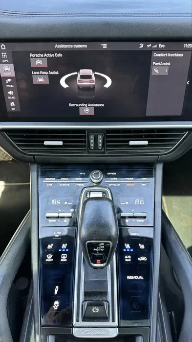 Porsche Cayenne E-Hybrid 2018 | 462 CP | 125.000 km | Istoric curat | Fără Schimb - Imagine 7
