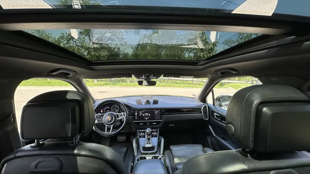 Porsche Cayenne E-Hybrid 2018 | 462 CP | 125.000 km | Istoric curat | Fără Schimb - Imagine 8