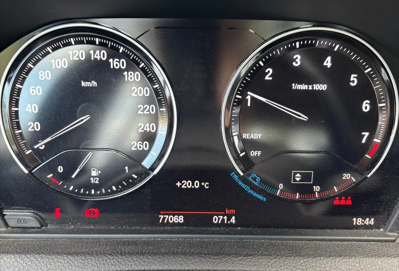 BMW 116 – Stare Foarte Bună, Garantie EuroPlus până în 2027, Lanț Distribuție Nou, Posibilitate Probă - Imagine 9