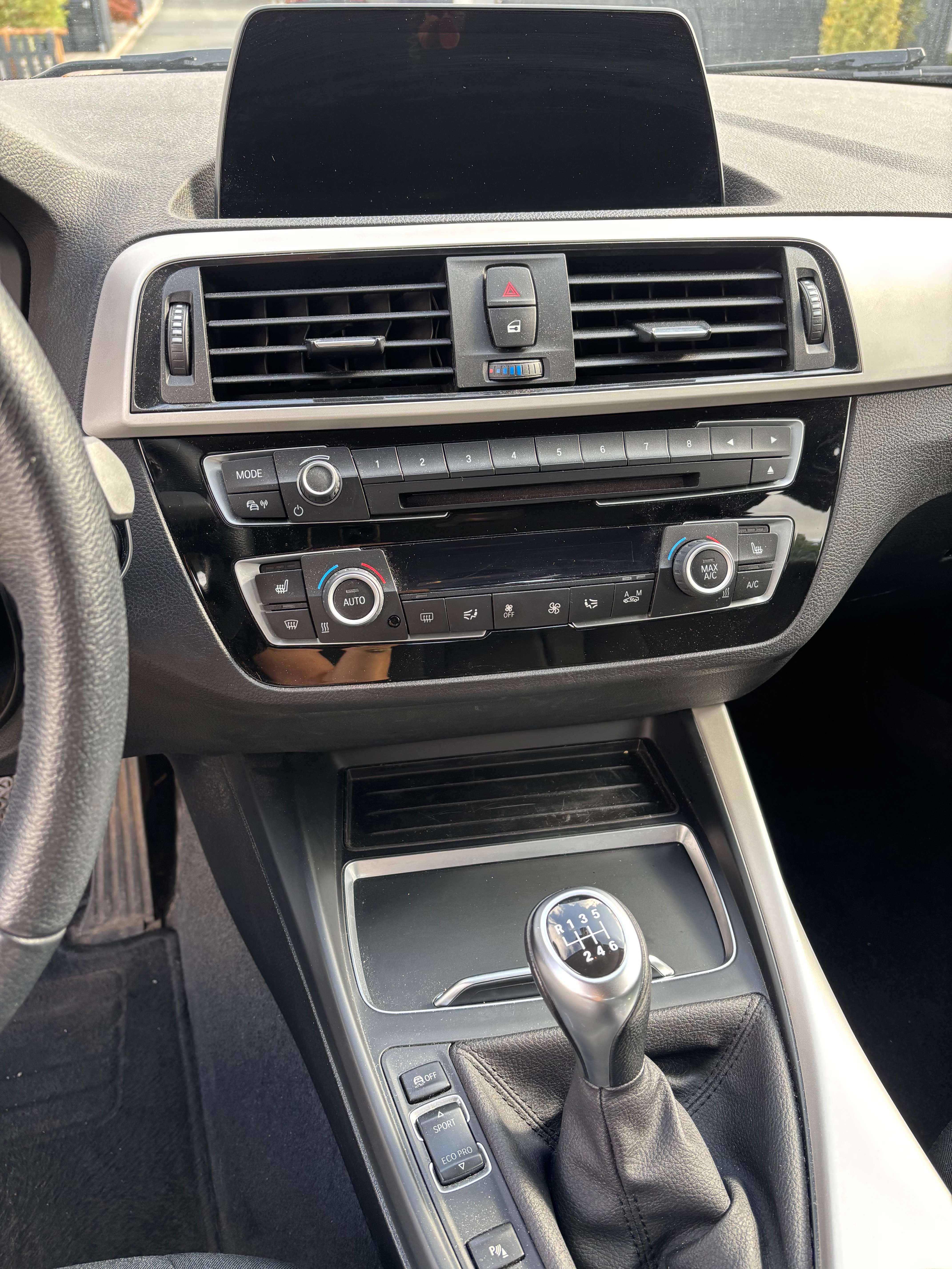BMW 116 Advantage – An 2018 (Septembrie) – 77.200 km – 109 CP Benzină – Garanție EuroPlus - Imagine 10
