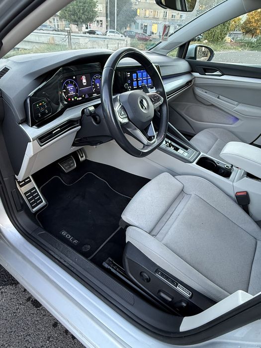 Volkswagen Golf 8 2.0 TDI 150 CP, Cutie Automată DSG 7 trepte, An 2021, 191.886 km - Imagine 8
