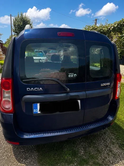 Dacia Logan MCV Facelift 2012 BlackLine | 7 Locuri | 1.6 MPI + GPL Valabil 2034 | Aer Condiționat | Primul Proprietar - Imagine 8