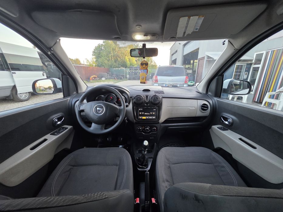 Dacia Lodgy 1.5 dci 115 CP, Cutie Automată 6+1, An 7 Locuri, Rate, Livrare Națională - Imagine 6