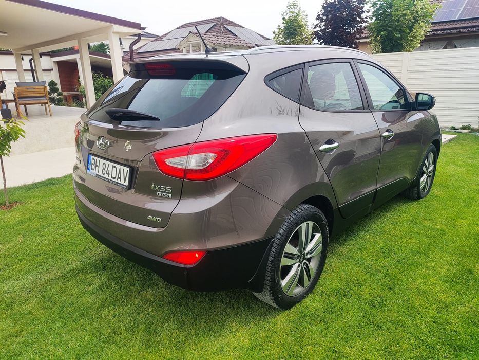 Hyundai ix35 2.0 Diesel 184 CP 4x4 Facelift 2014 Euro 5 – Piele, Încălzire Scaune/Banchetă, Cameră Retur - Imagine 3